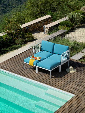 #komodo-cen:white #sunbrella-cushions:adriatic-teal