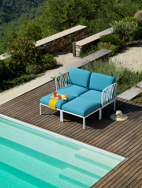 #komodo-cen:white #sunbrella-cushions:adriatic-teal