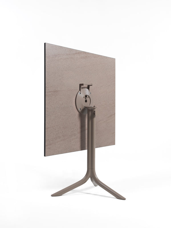 #taupe(cpl)