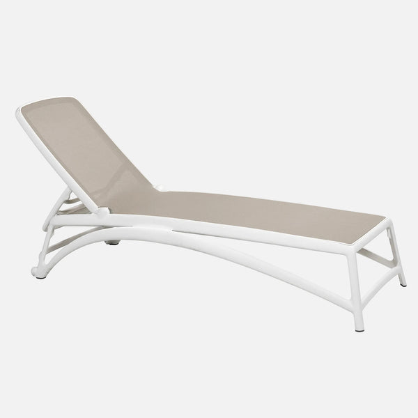 #white&taupe(atlantico)