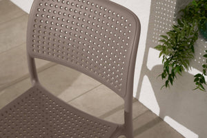 #step:taupe #bora-bistro:taupe