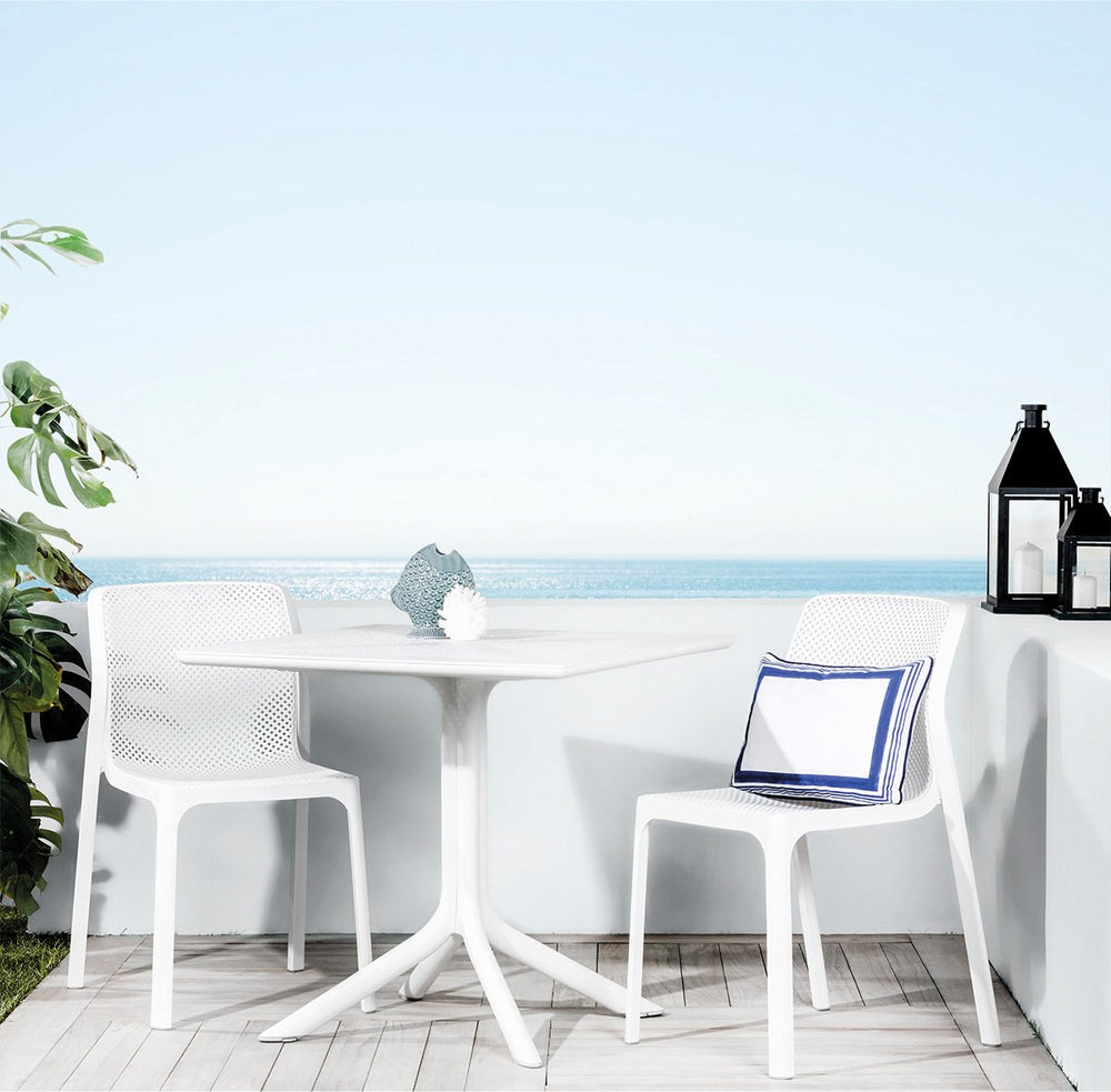 #clip-80:white #bit:white