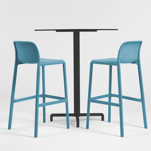 #fiore-bl:charcoal #faro-760:sky-blue