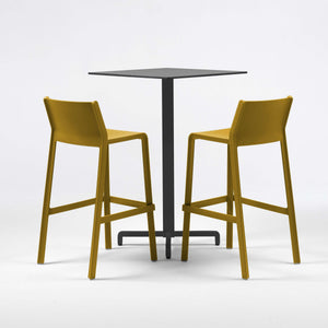 #fiore-bl:charcoal #trill-760:mustard