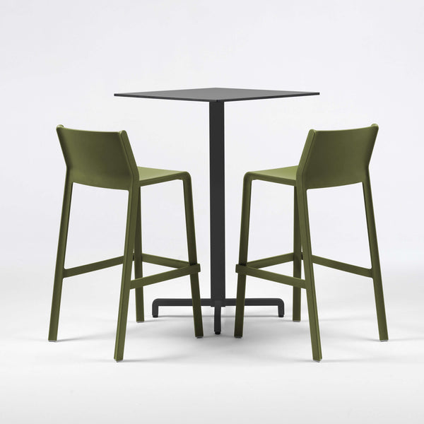 #fiore-bl:charcoal #trill-760:olive-green
