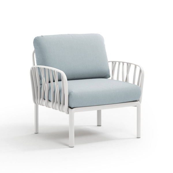 #komodo-arm:white #sunbrella-cushions:ice-blue