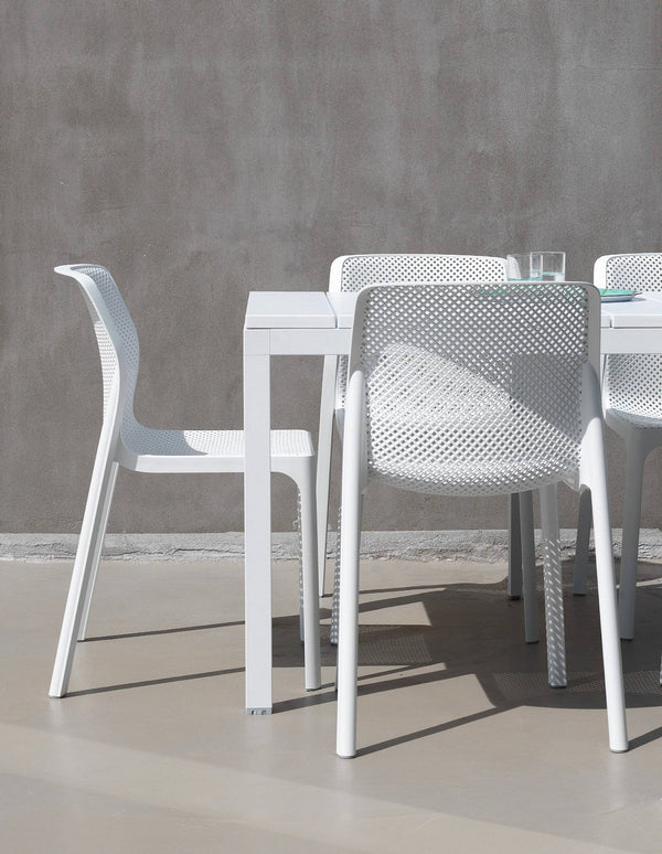 #rio-140:white #bit:white