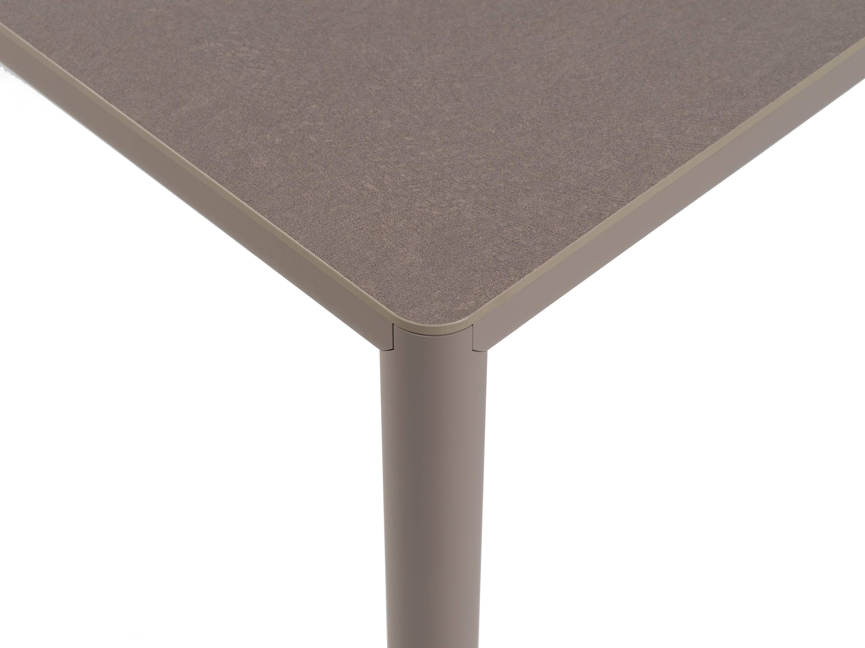 #taupe