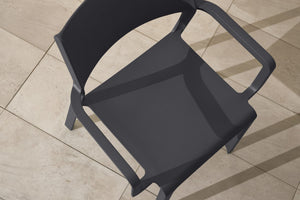 #rio-140:charcoal #trill-arm:charcoal