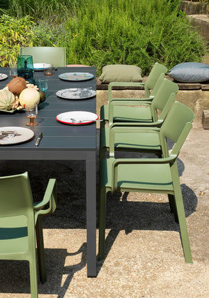 #rio-210:charcoal #trill-arm:olive-green