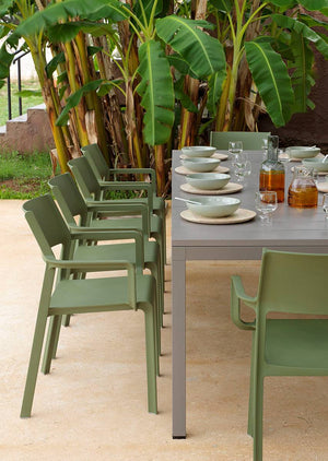 #rio-210:taupe #trill-arm:olive-green