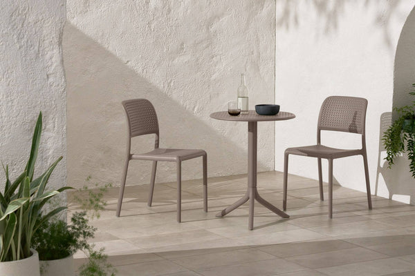 #step:taupe #bora-bistro:taupe