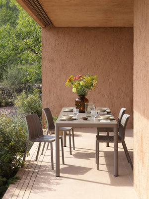 #tevere-147:taupe #tiberina-bistro:taupe