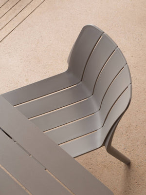 #tevere-147:taupe #tiberina-bistro:taupe