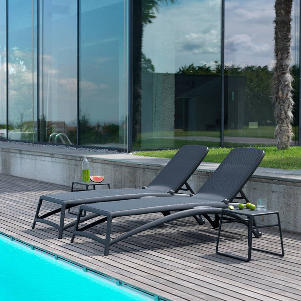 #pop:charcoal #atlantico:charcoal-charcoal--atlantico-