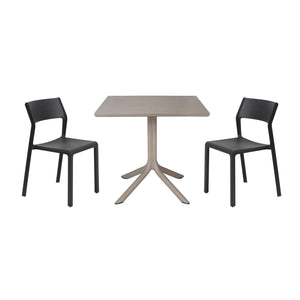 #clip-80:taupe #trill-bistro:charcoal