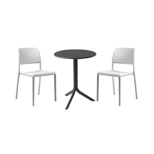 #step:charcoal #bora-bistro:white