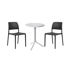 #step:white #bora-bistro:charcoal