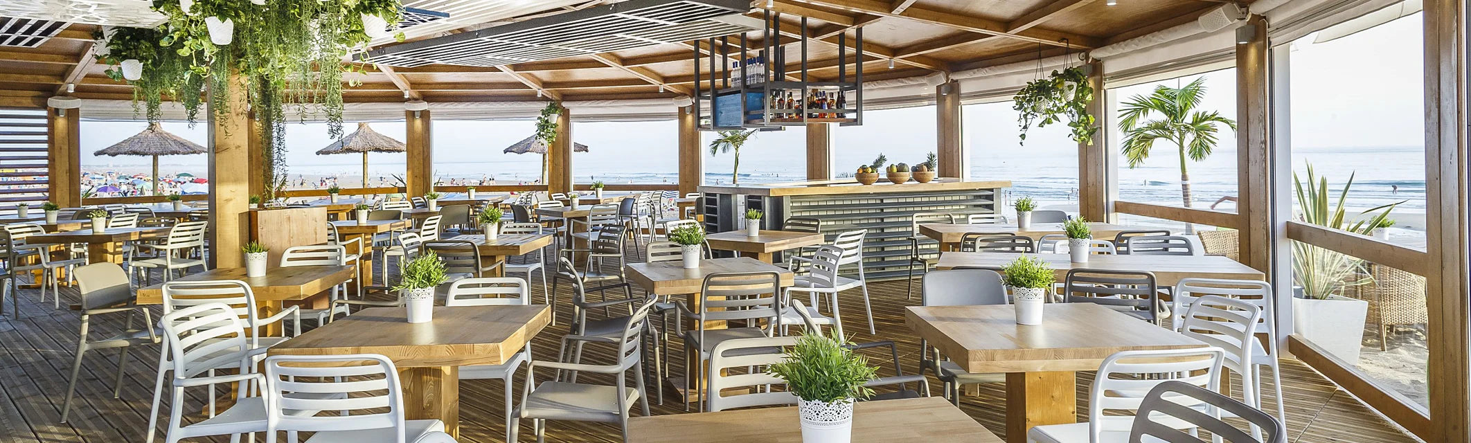 Restaurants, Bars, Cafés