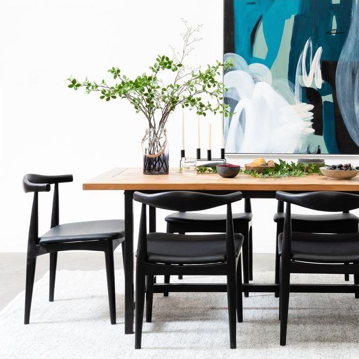 elbow dining chair black