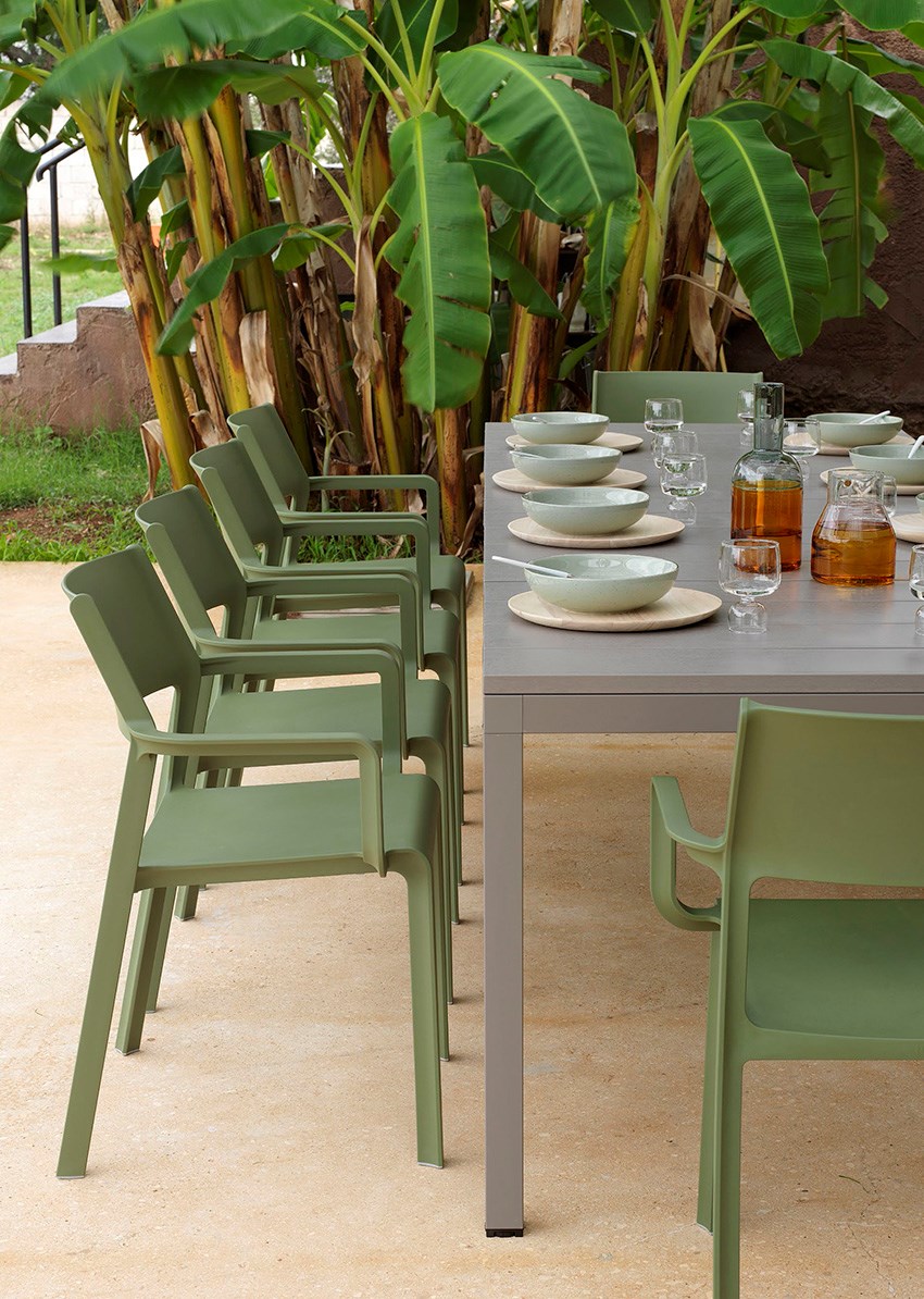 Outdoor 10 seater table hot sale