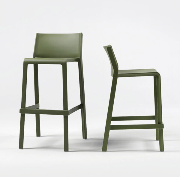 NARDI Trill Tall Bar Stool & Trill Kitchen Counter Bar Stool Side by Side in Olive Green