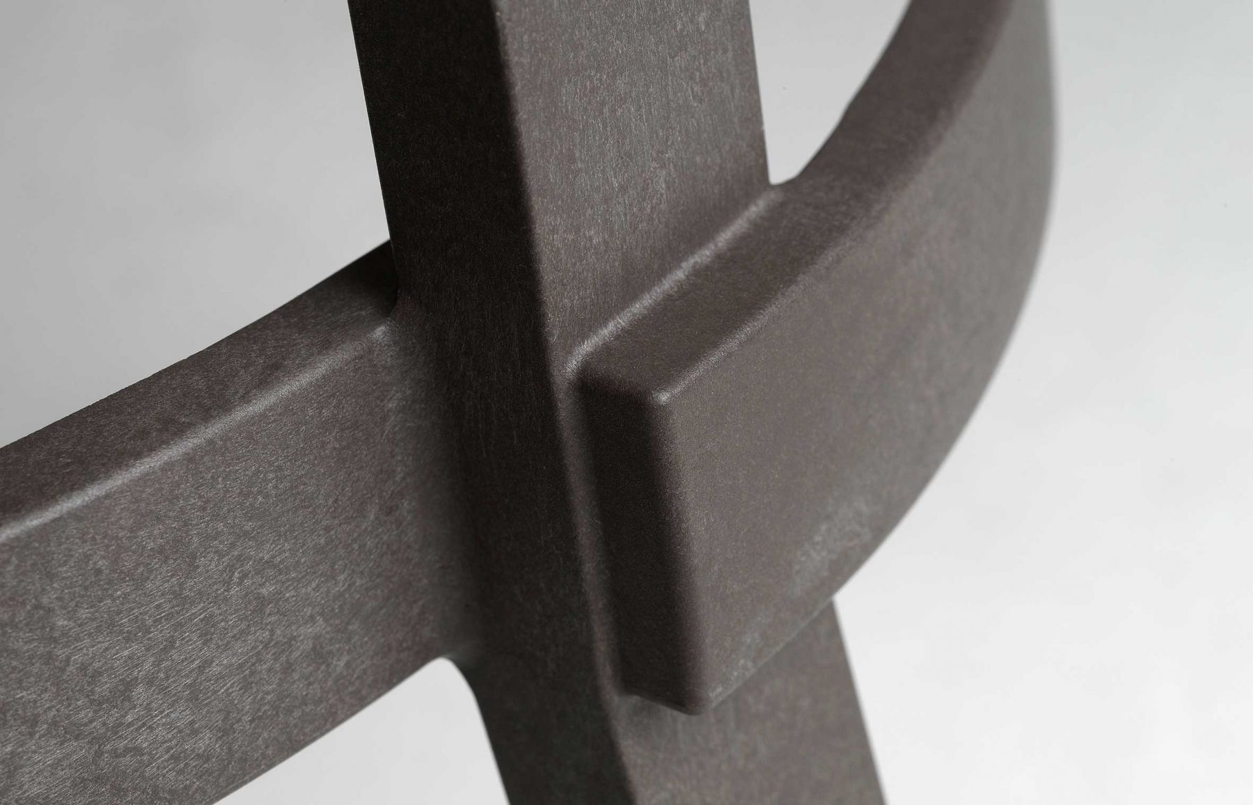 NARDI Stack Stools - Leg Stacking Mechanism